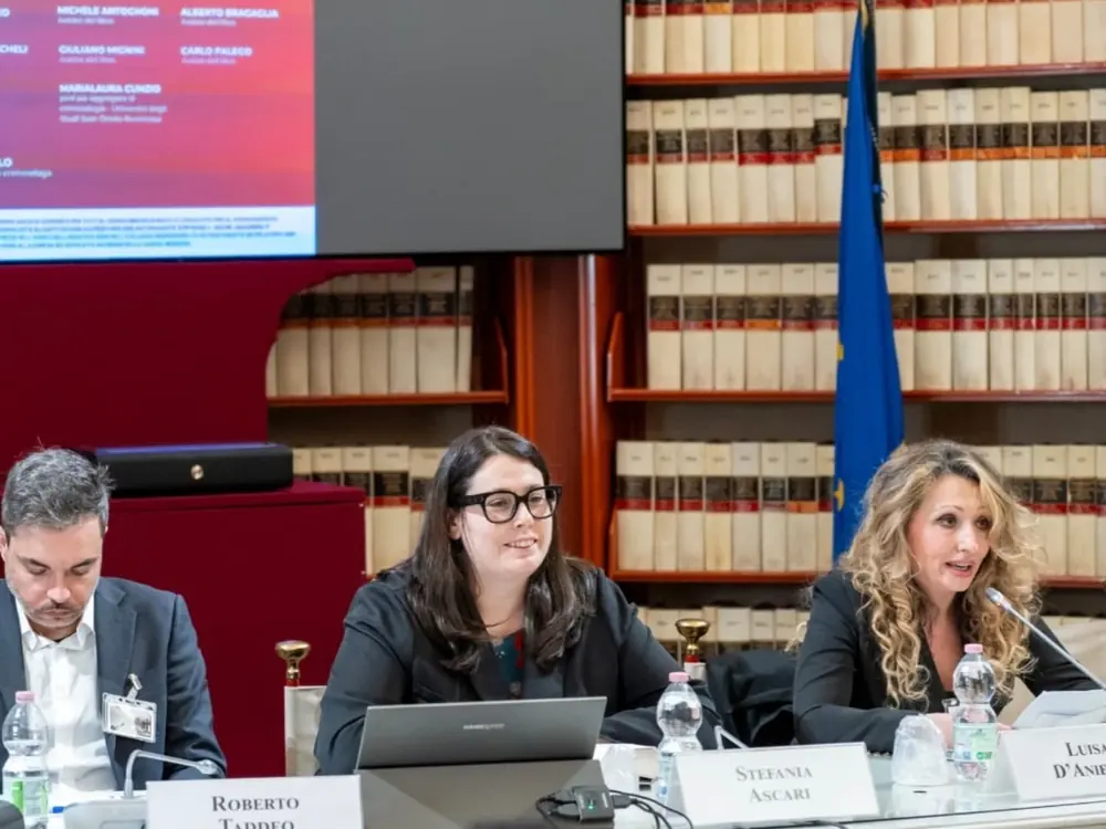Luisa D'Aniello con gli altri relatori nella Sala del Refettorio della Camera dei Deputati